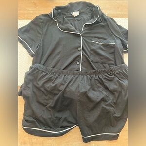 Sweetest Treasures Women’s Black Pajama Set